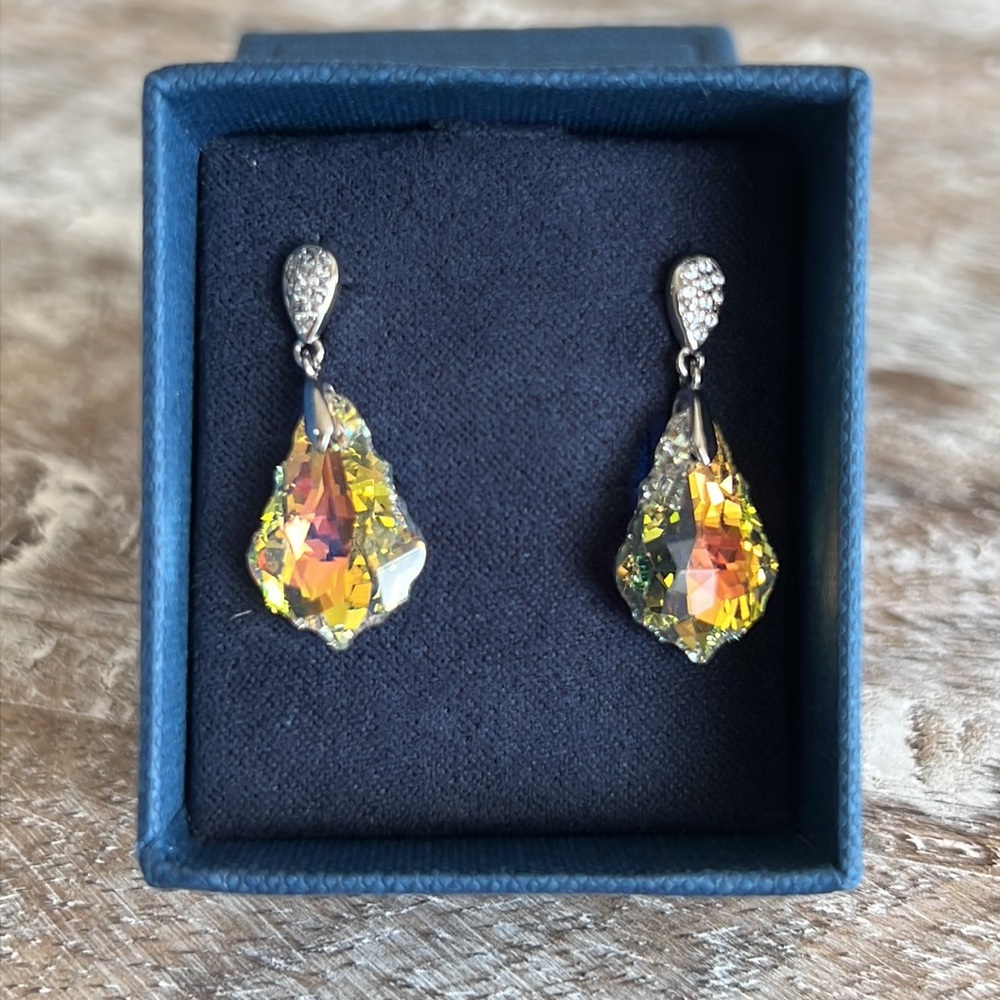 S925 Teardrop sparkly earrings! New! Sterling silver!